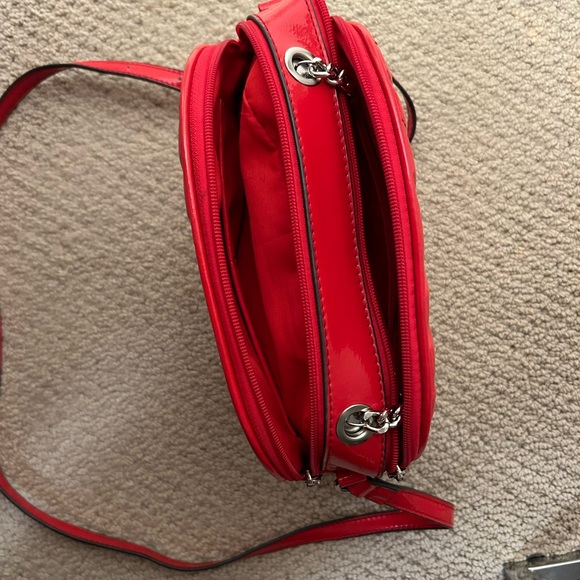 Adrienne Vittadini cross body or purse. Used but good condition. Beautiful red! - Picture 3 of 4